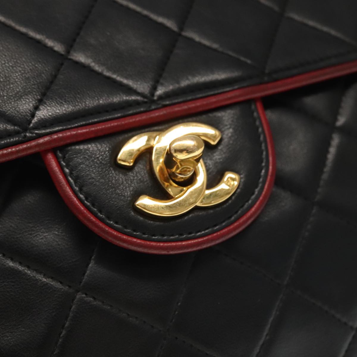 Chanel Coco Mark
