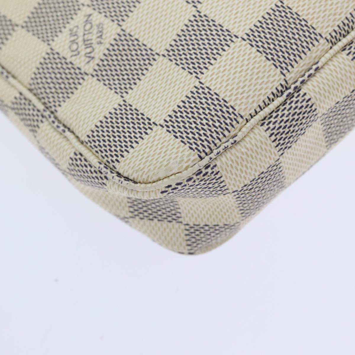 Louis Vuitton Pochette Accessoire