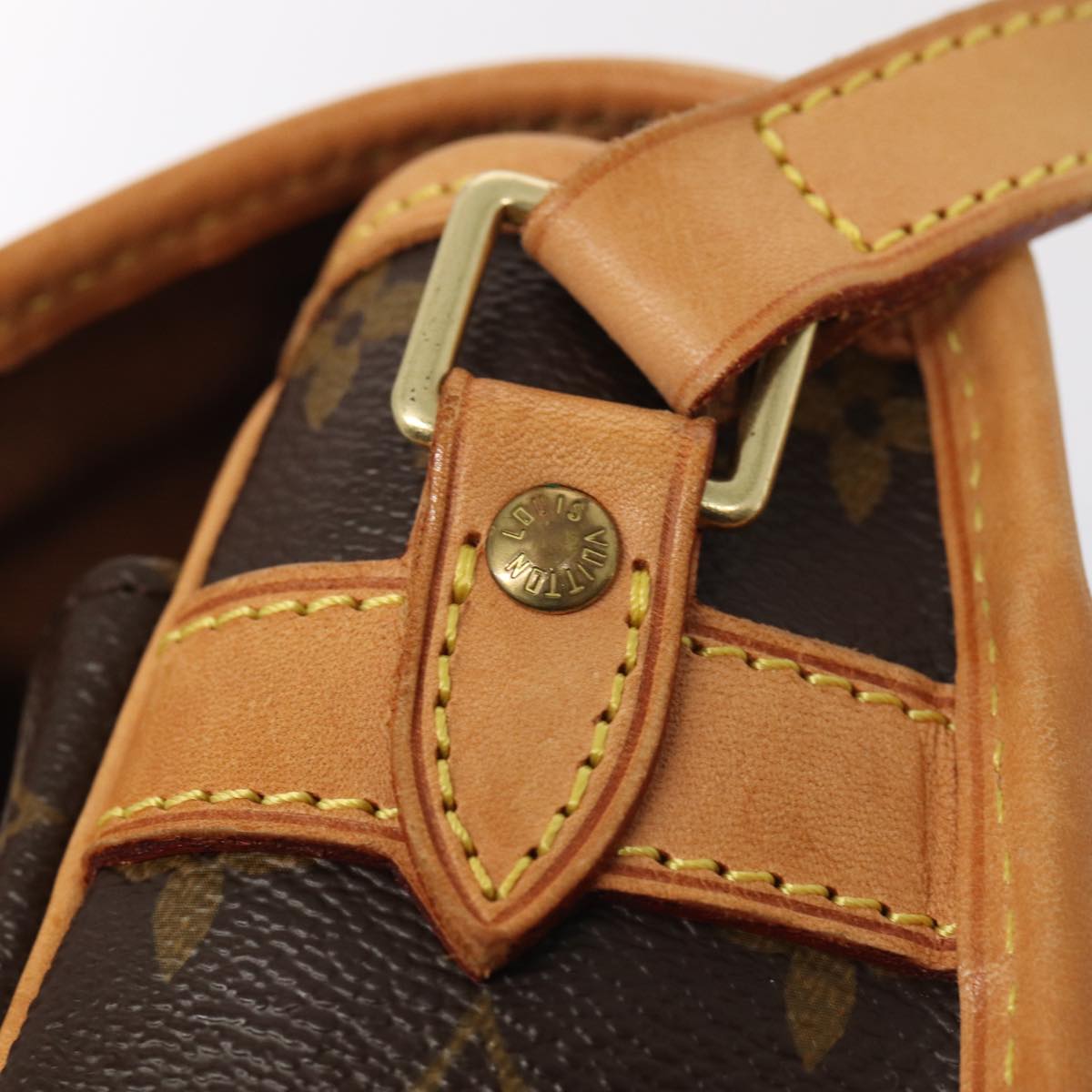 Louis Vuitton Sologne