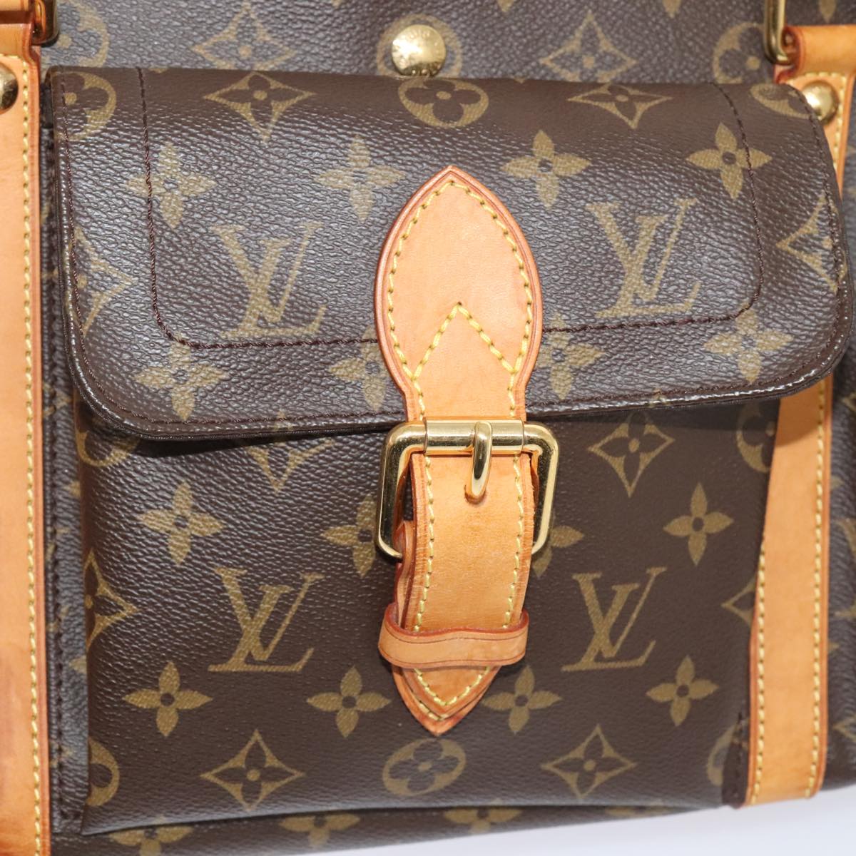 Louis Vuitton Baxter