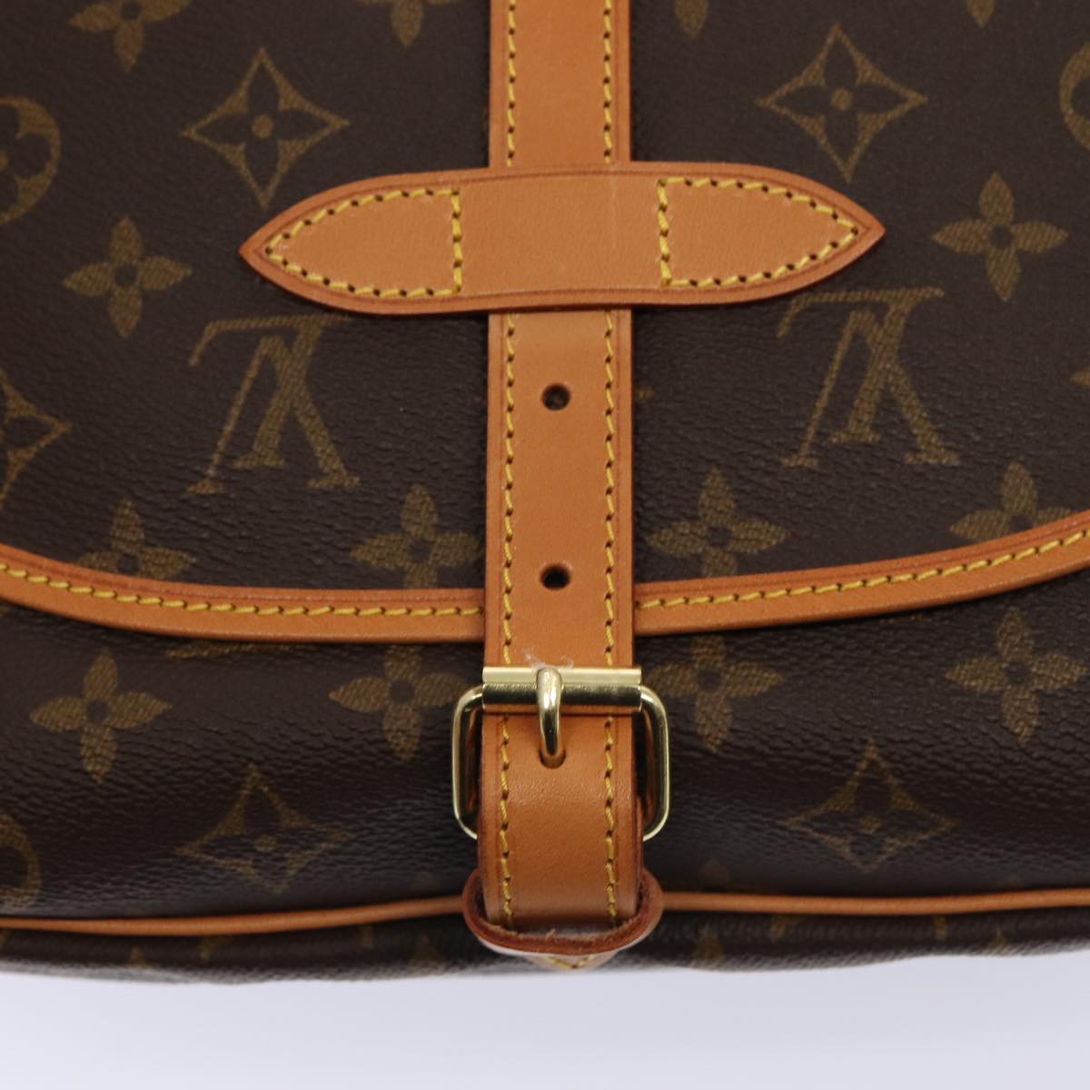 Louis Vuitton Saumur