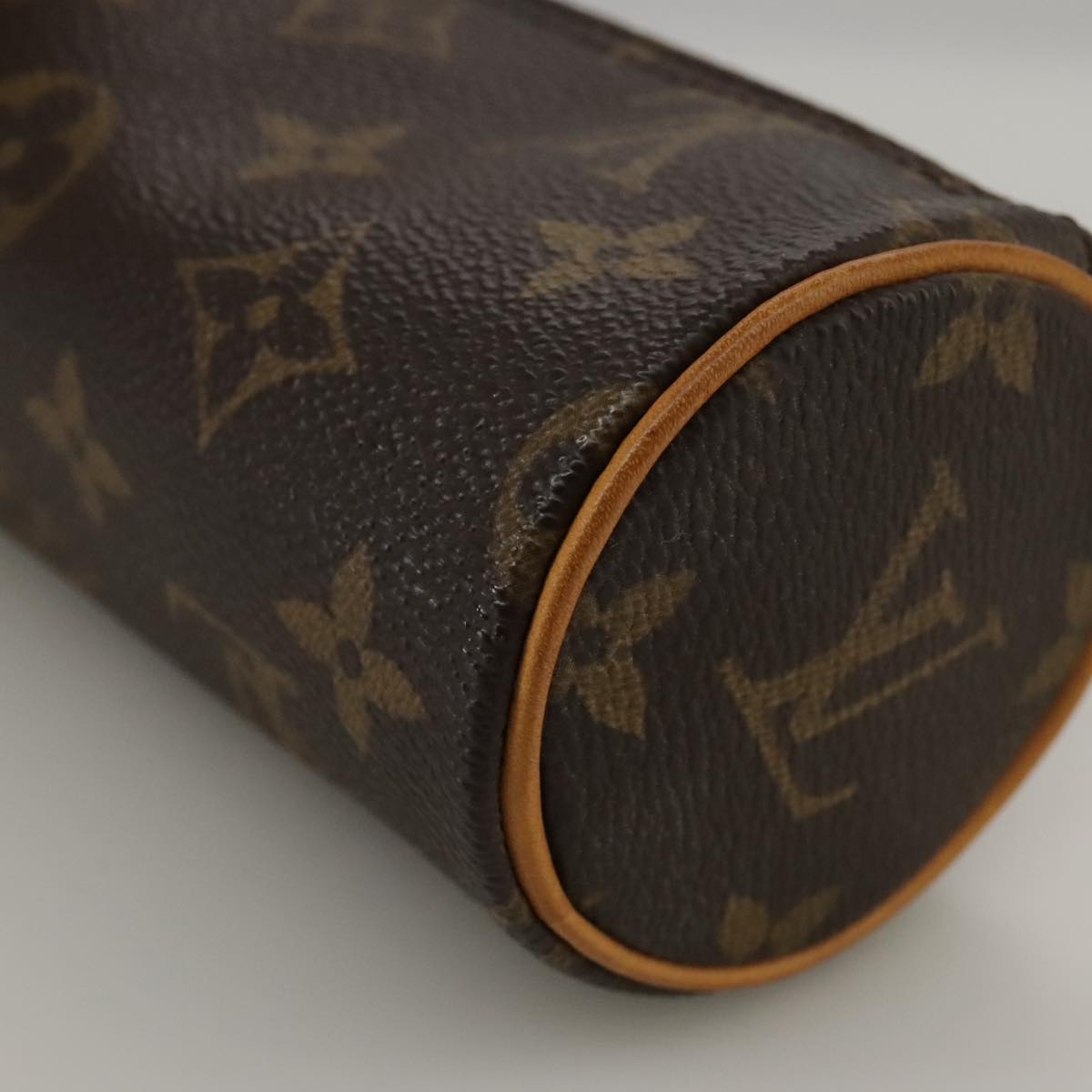 Louis Vuitton Papillon