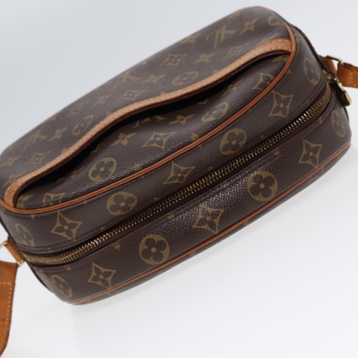 Louis Vuitton Besace