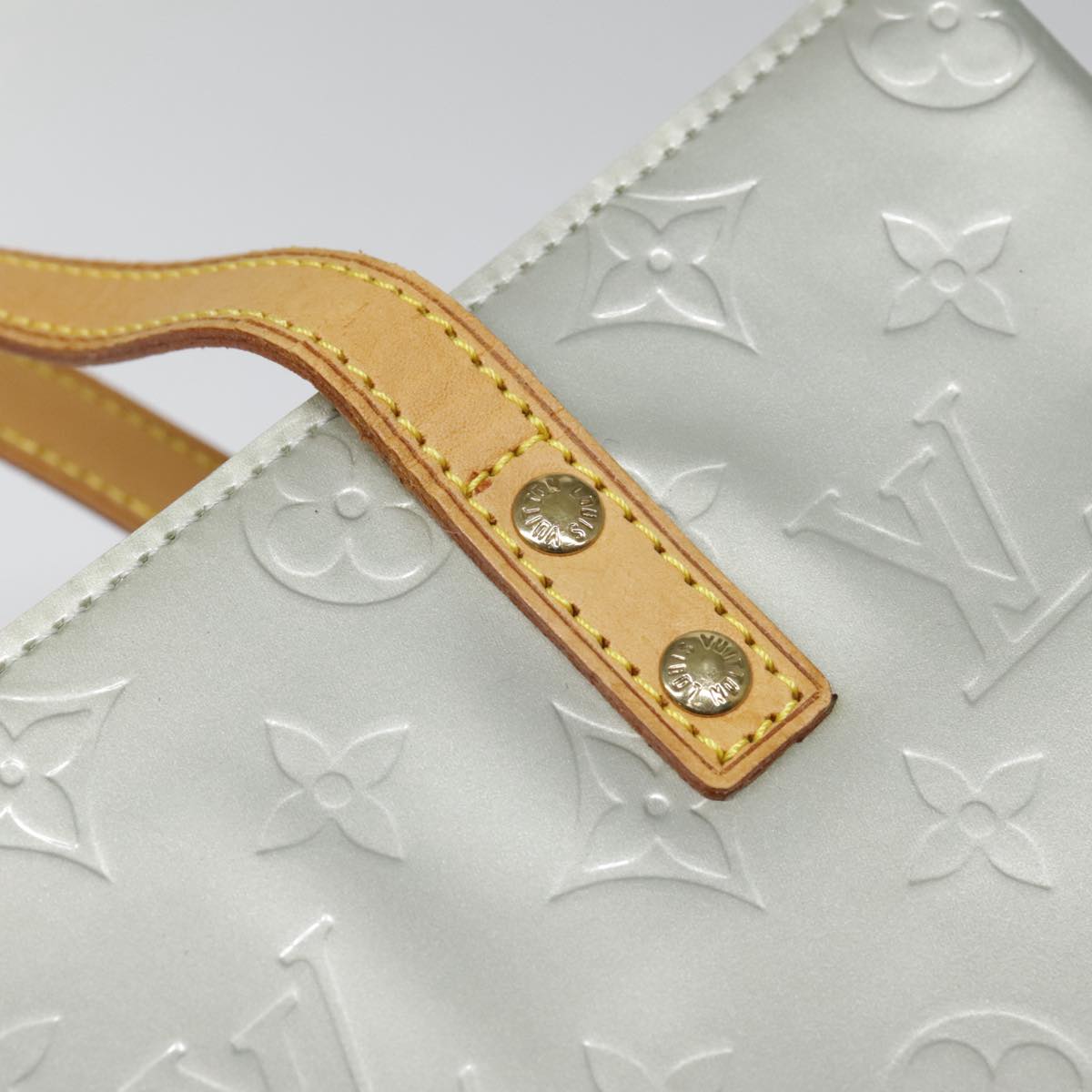 Louis Vuitton Reade