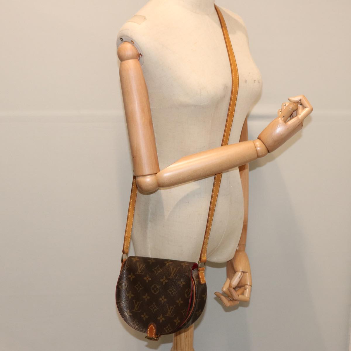 Louis Vuitton Tambourin