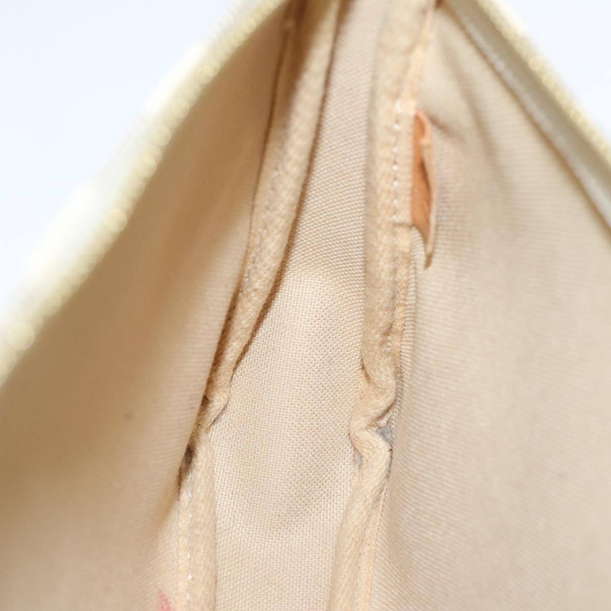 Louis Vuitton Pochette Accessoire