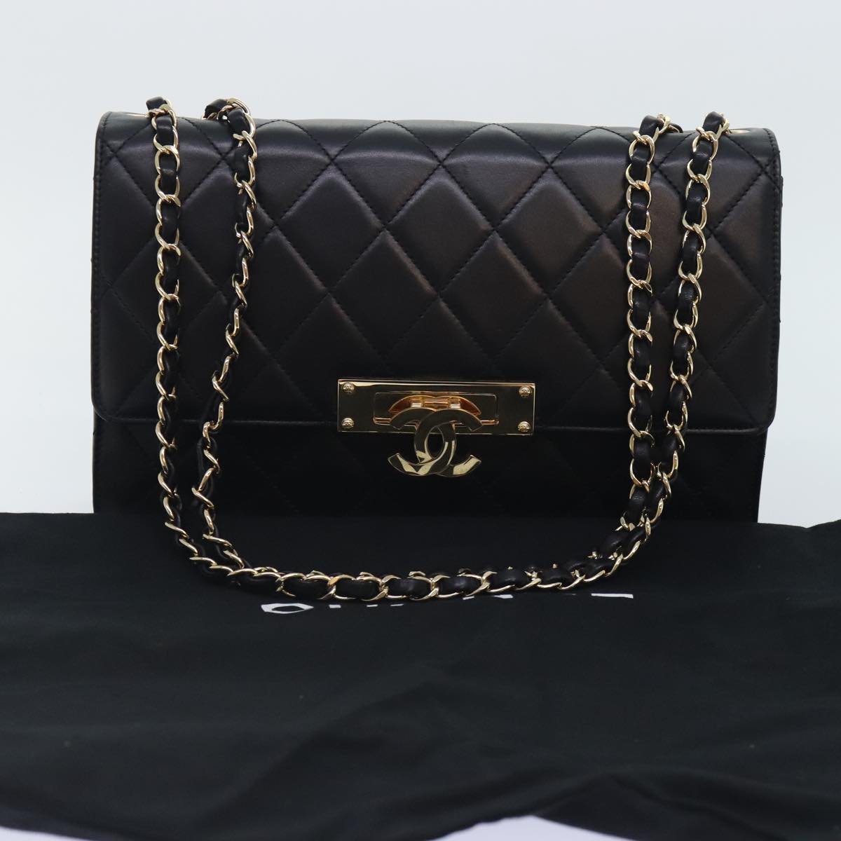 Chanel Matelassé