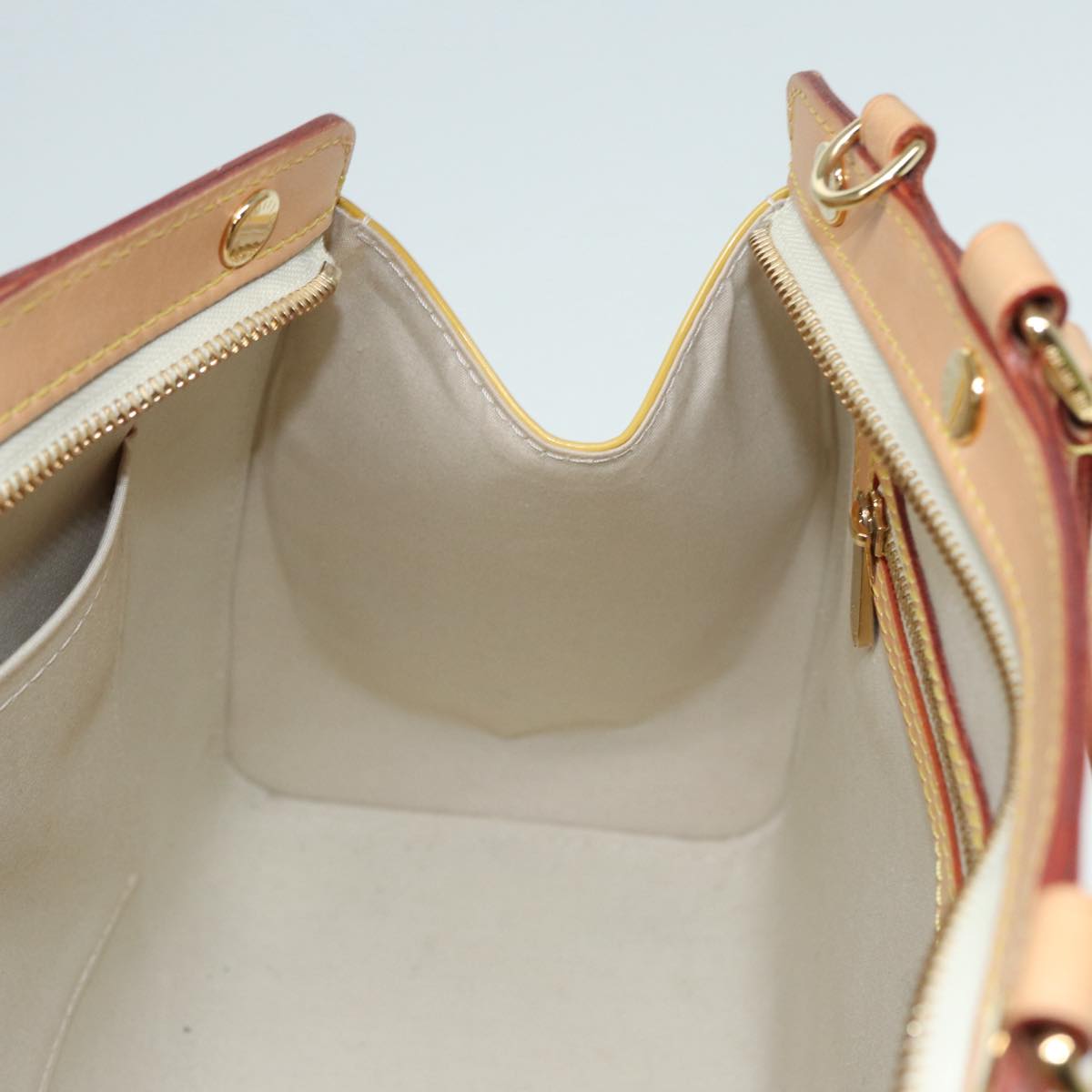 Louis Vuitton Brea