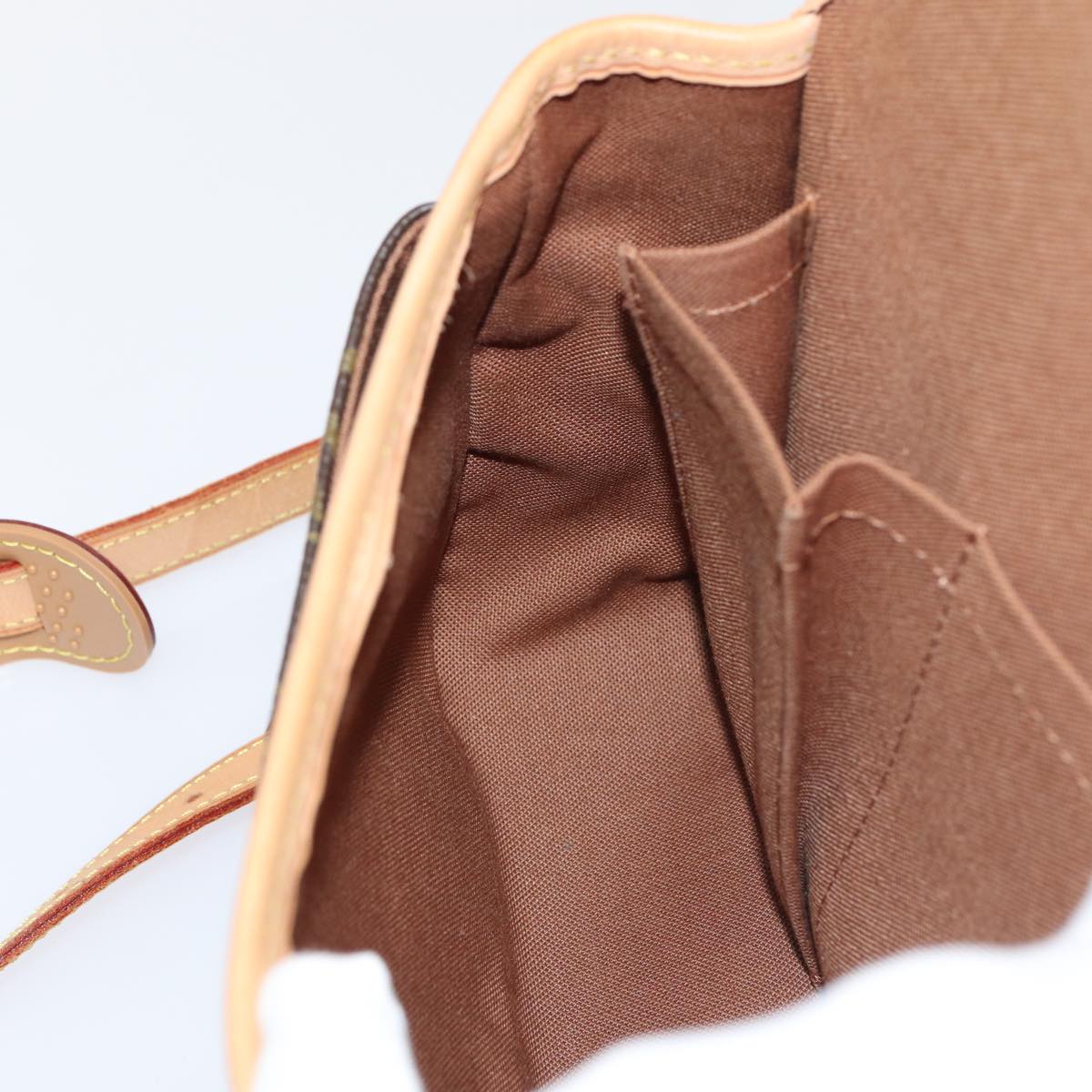 Louis Vuitton Sologne