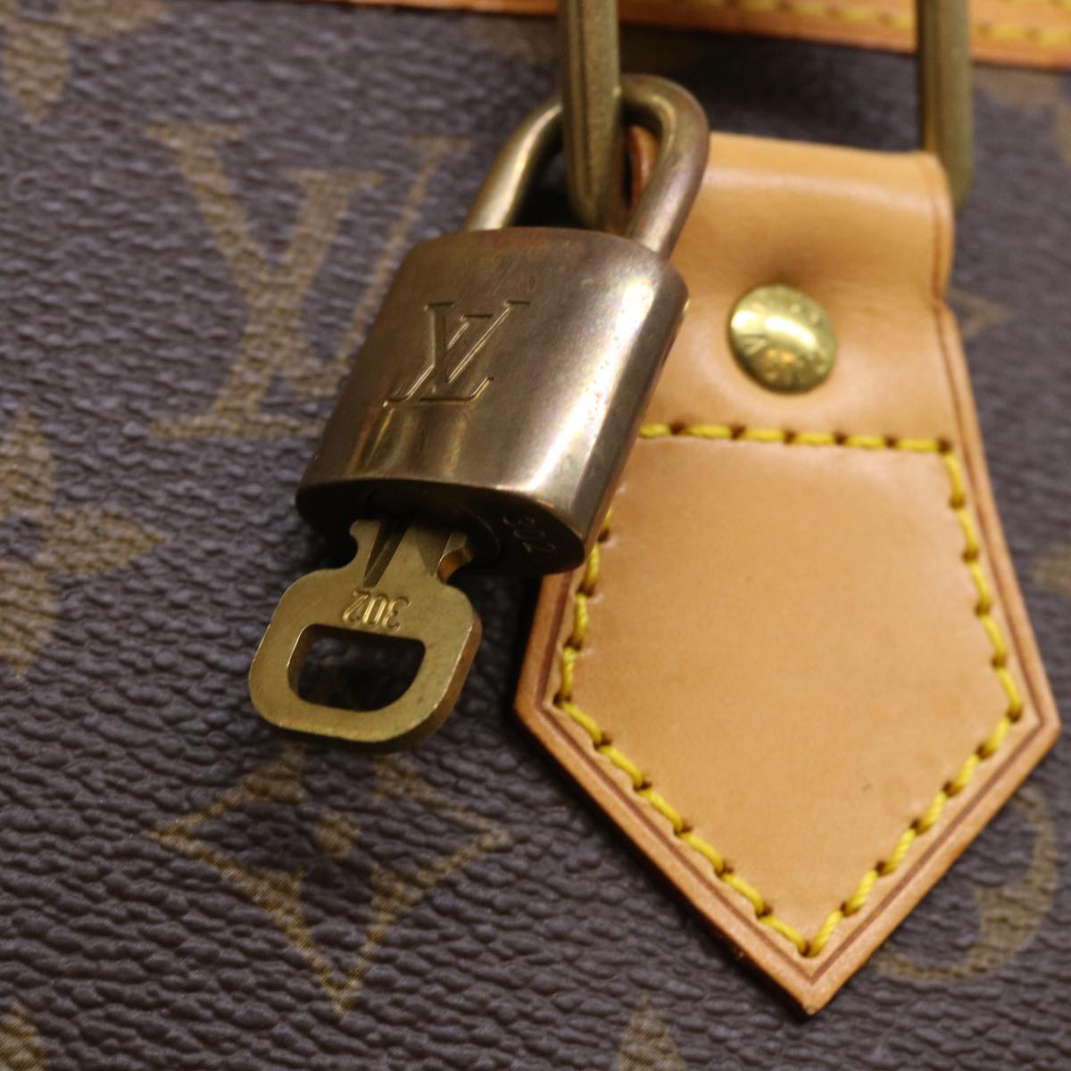Louis Vuitton Alma
