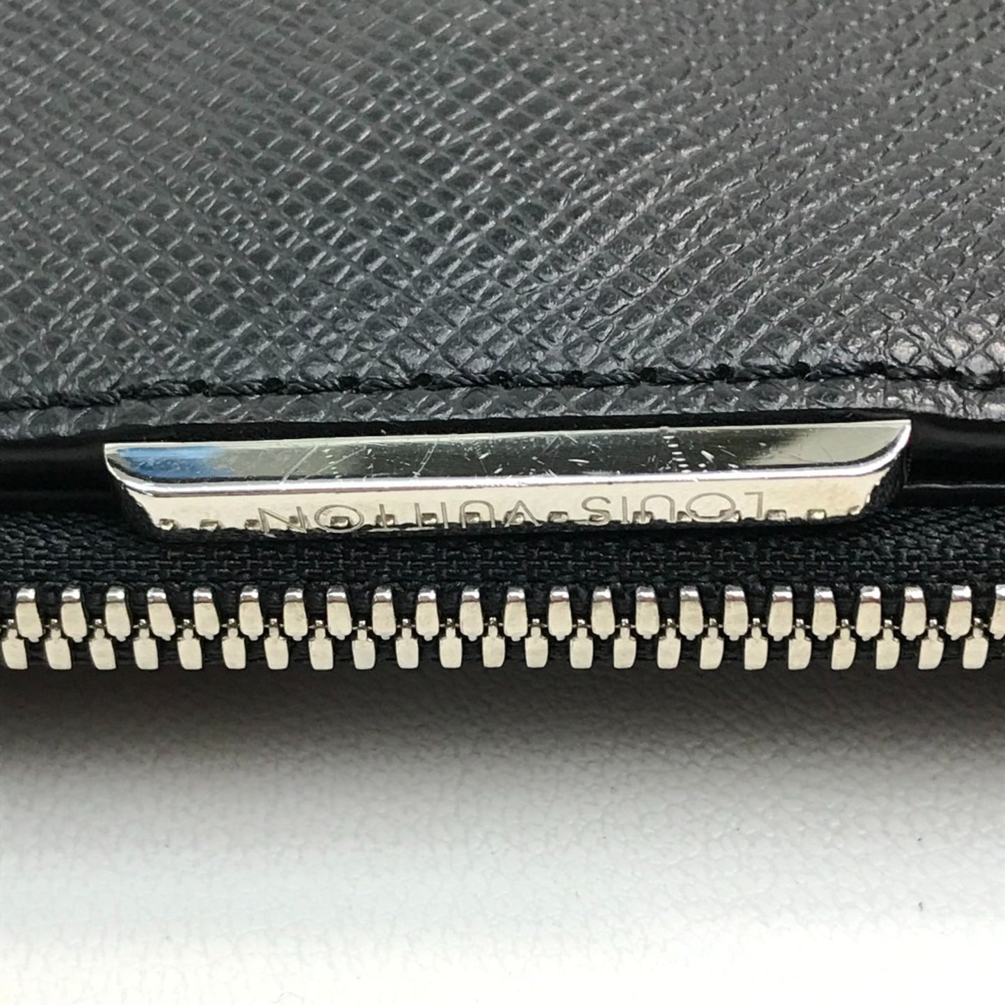 Louis Vuitton Anton