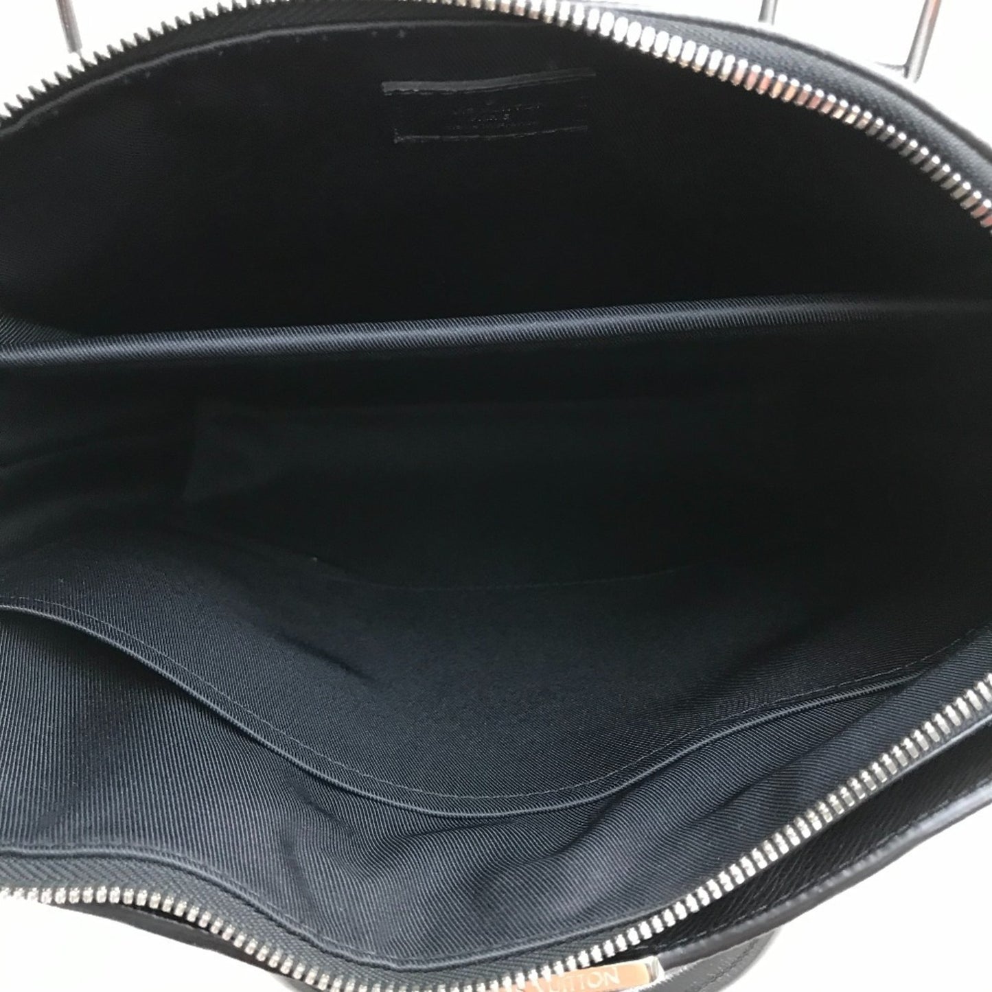 Louis Vuitton Anton