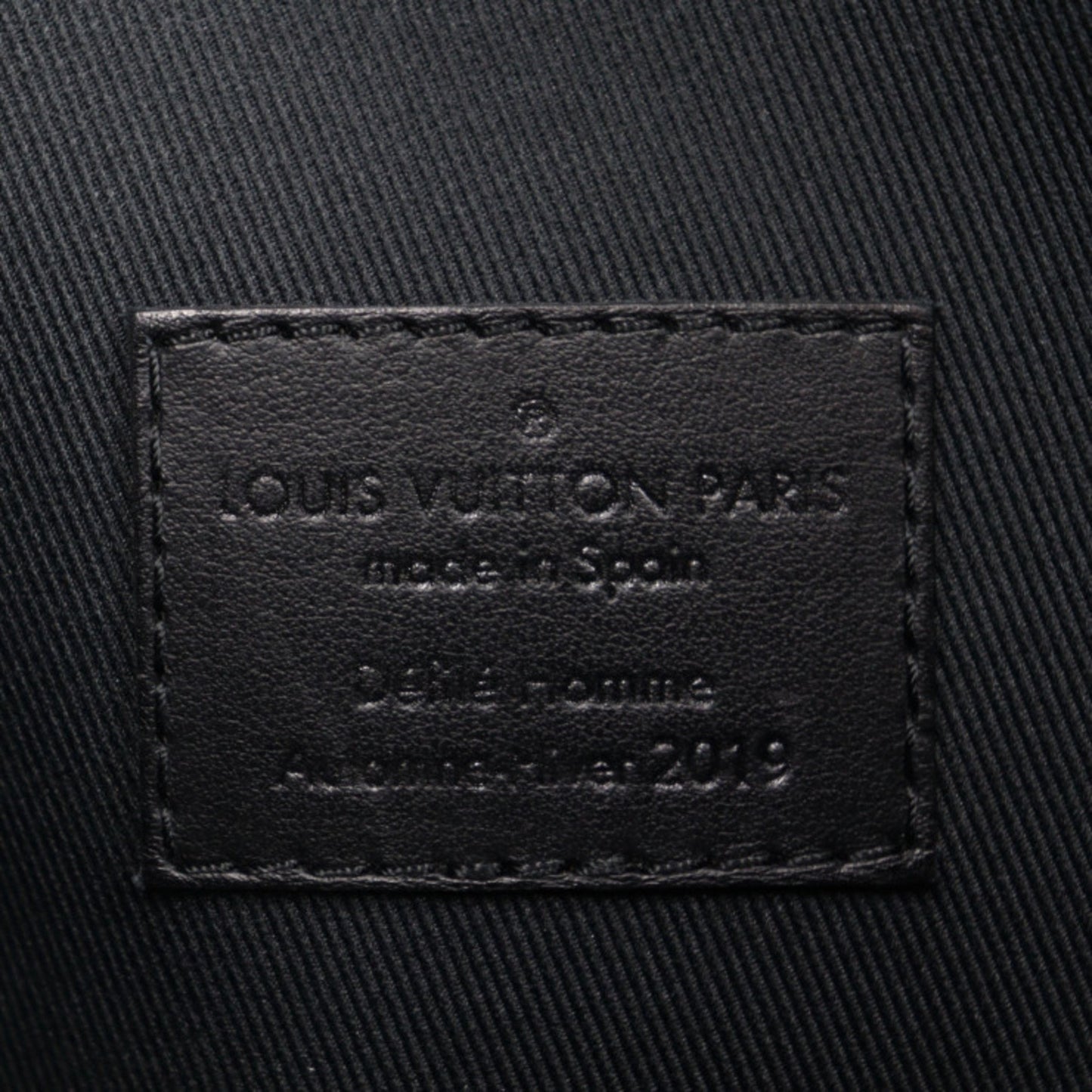 Louis Vuitton Taiga