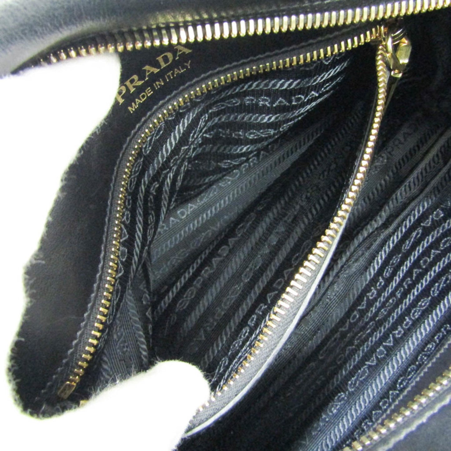Prada Esplanade