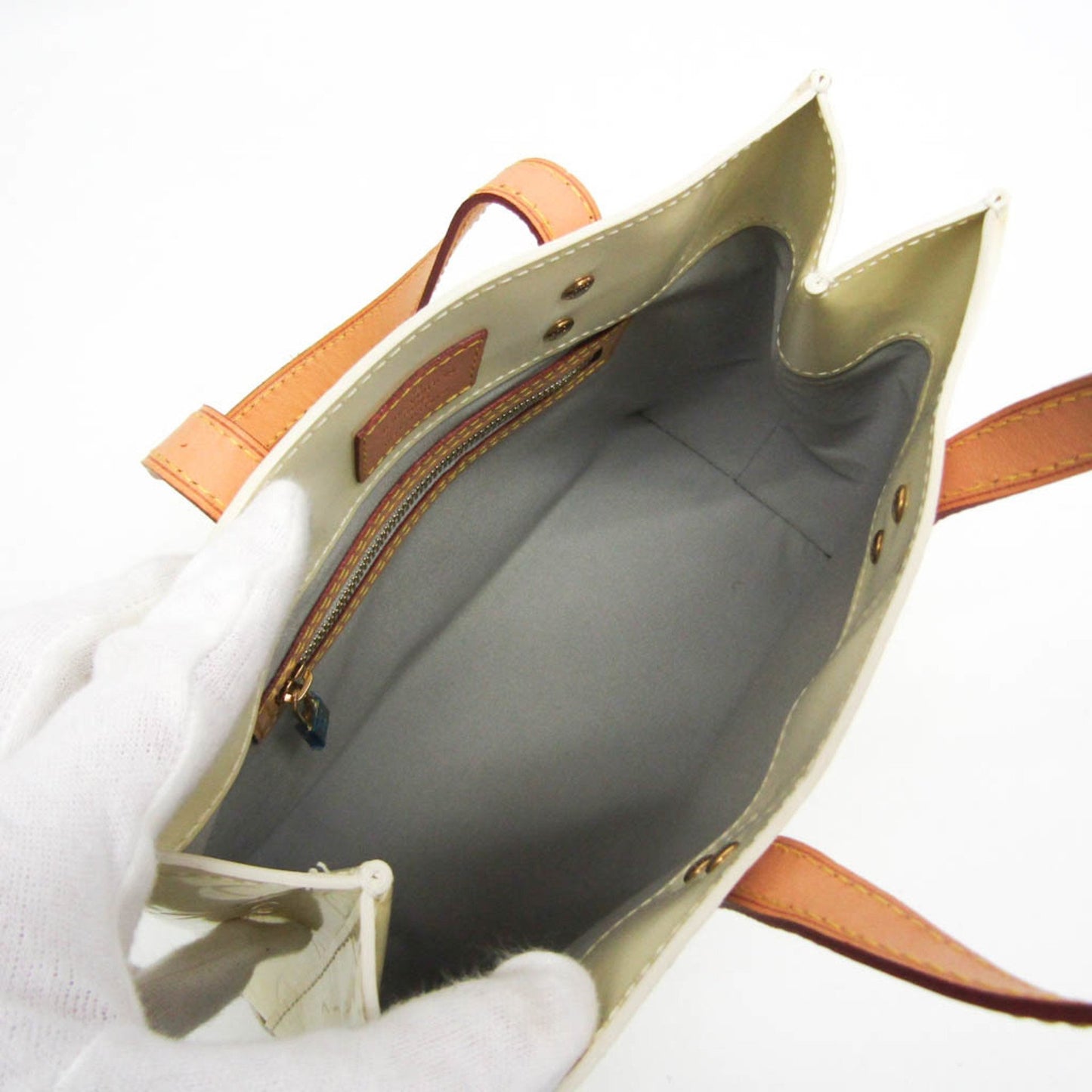 Louis Vuitton Reade