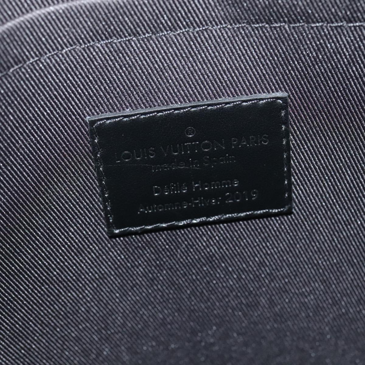 Louis Vuitton Pochette A4