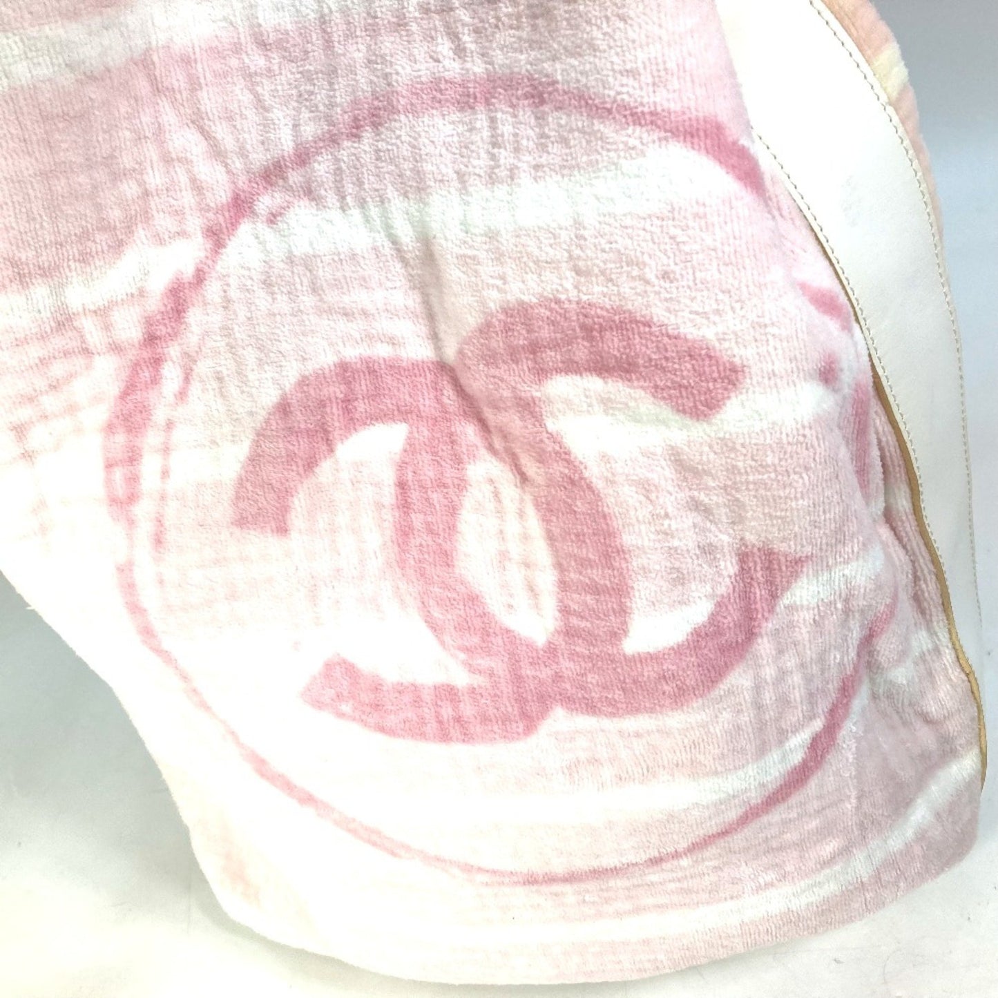 Chanel Logo CC