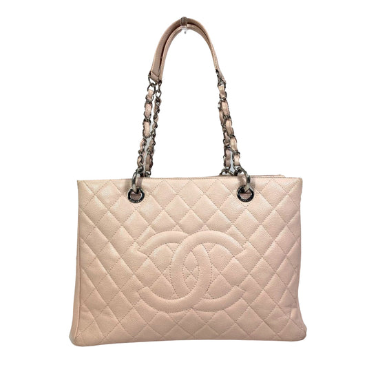 Chanel Shopping