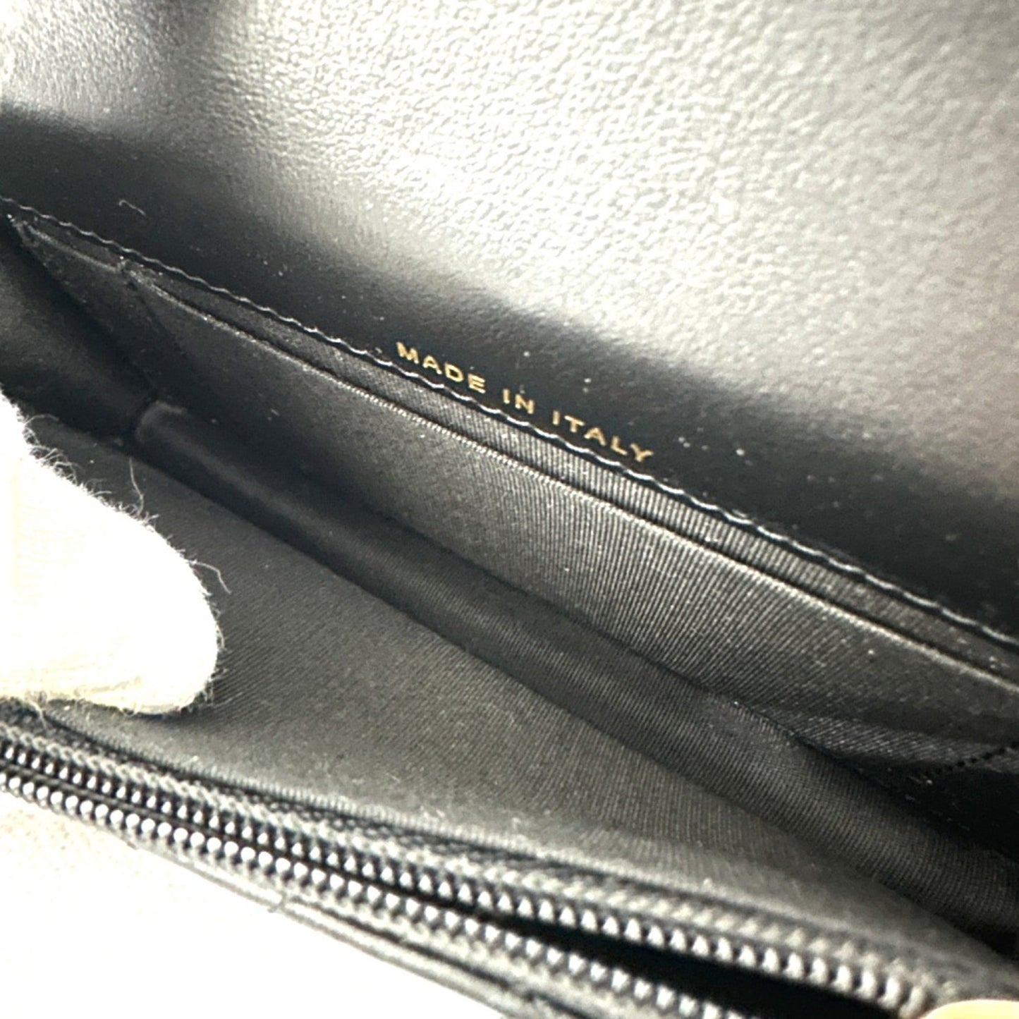 Chanel Wallet On Chain