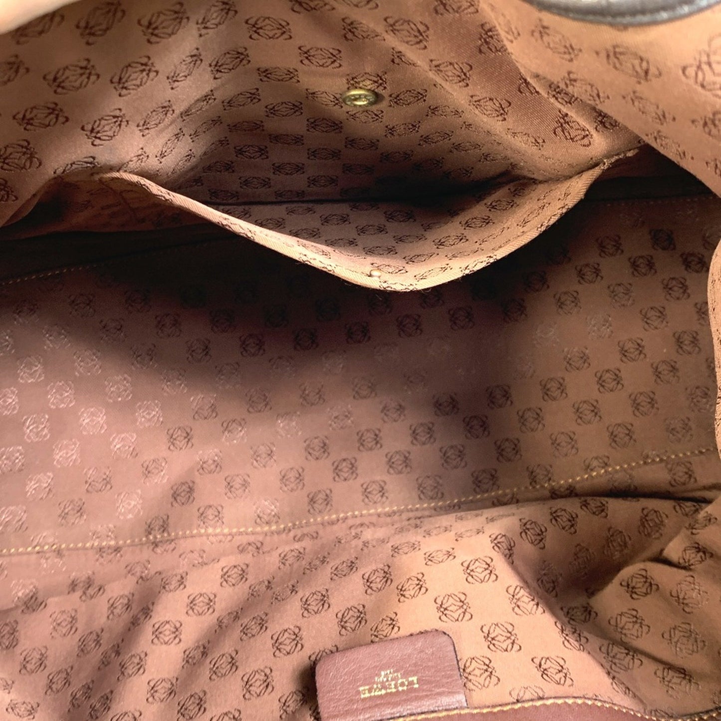 Loewe Anagram