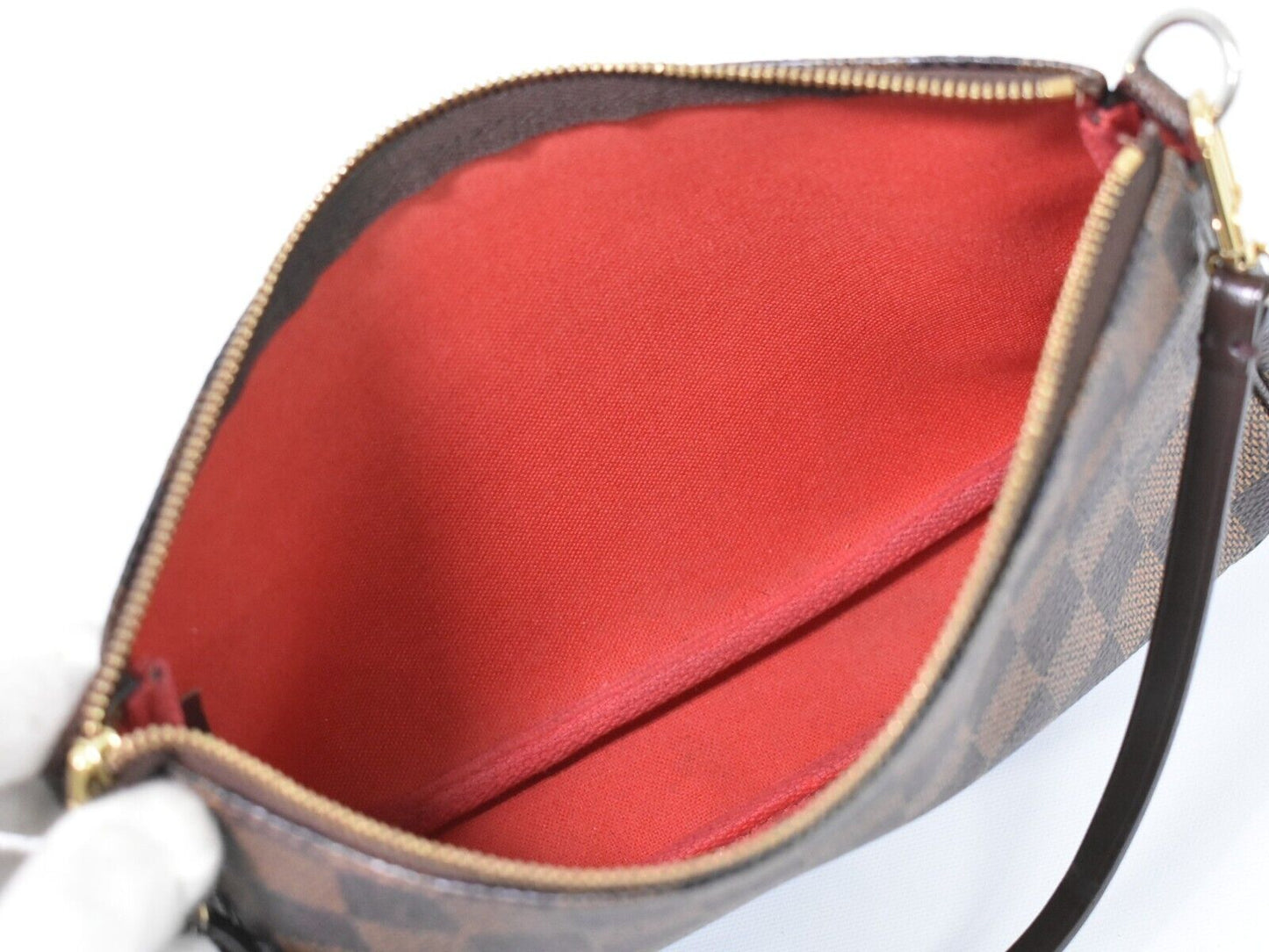 Louis Vuitton Pochette accessoires