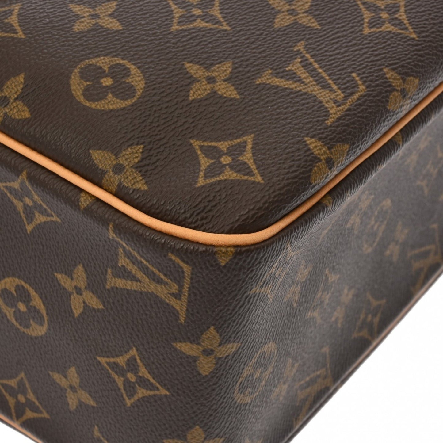 Louis Vuitton Cité