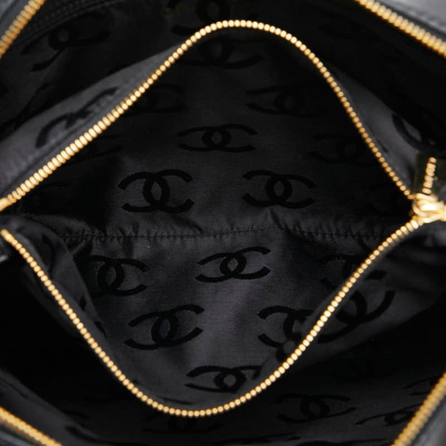 Chanel V-Stich