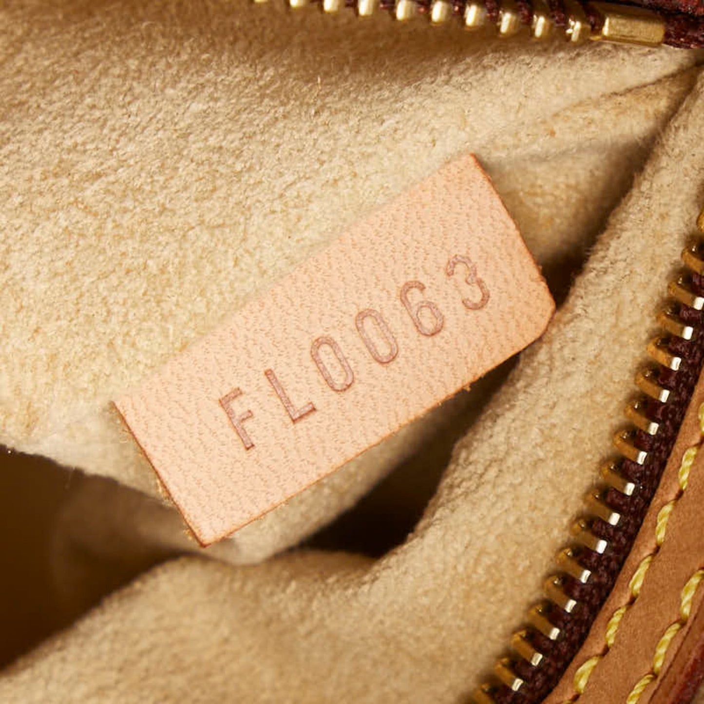 Louis Vuitton Looping MM