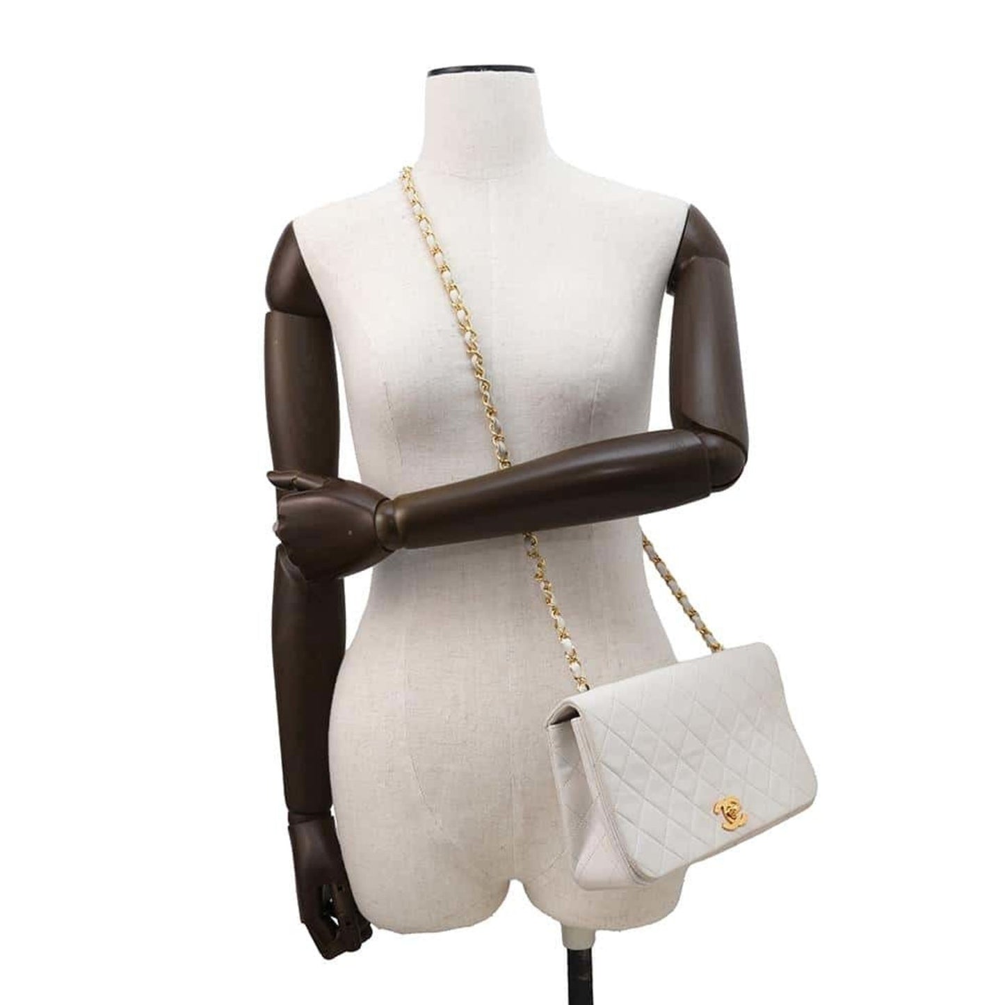 Chanel Wallet On Chain