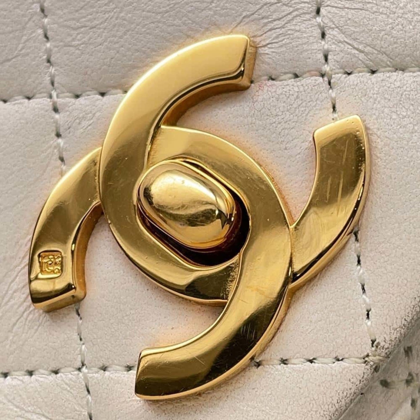 Chanel Wallet On Chain