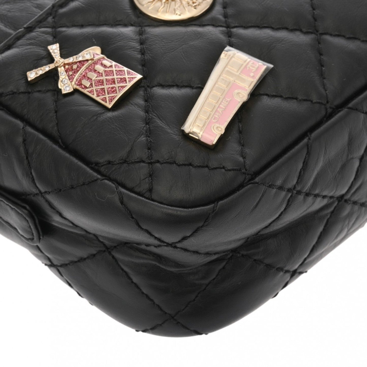 Chanel 2,55