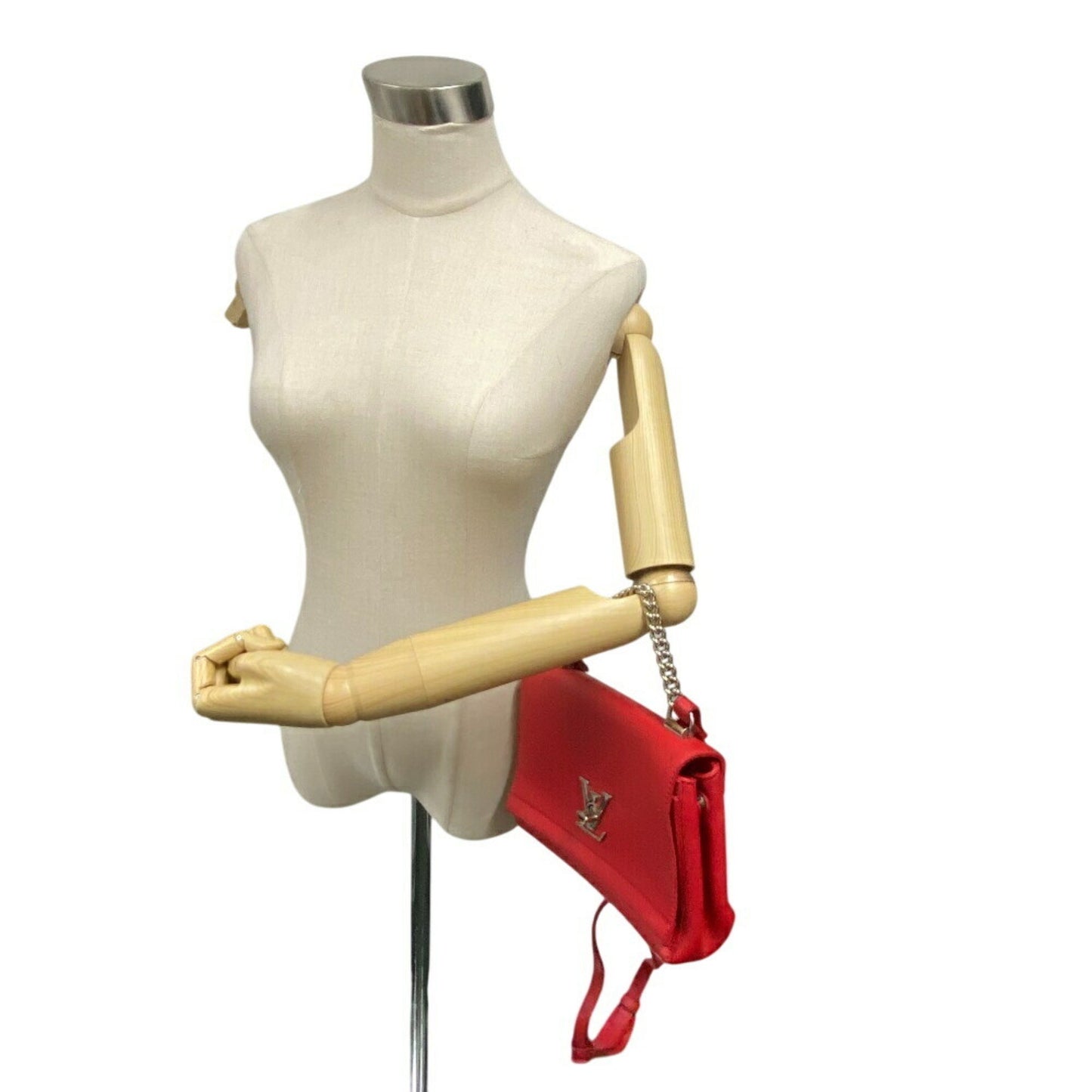 Louis Vuitton LockMe II BB