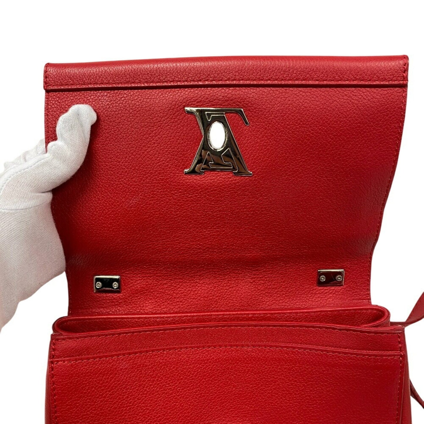 Louis Vuitton LockMe II BB