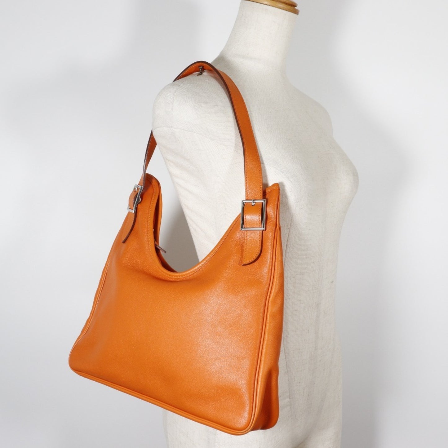 Hermès Massai