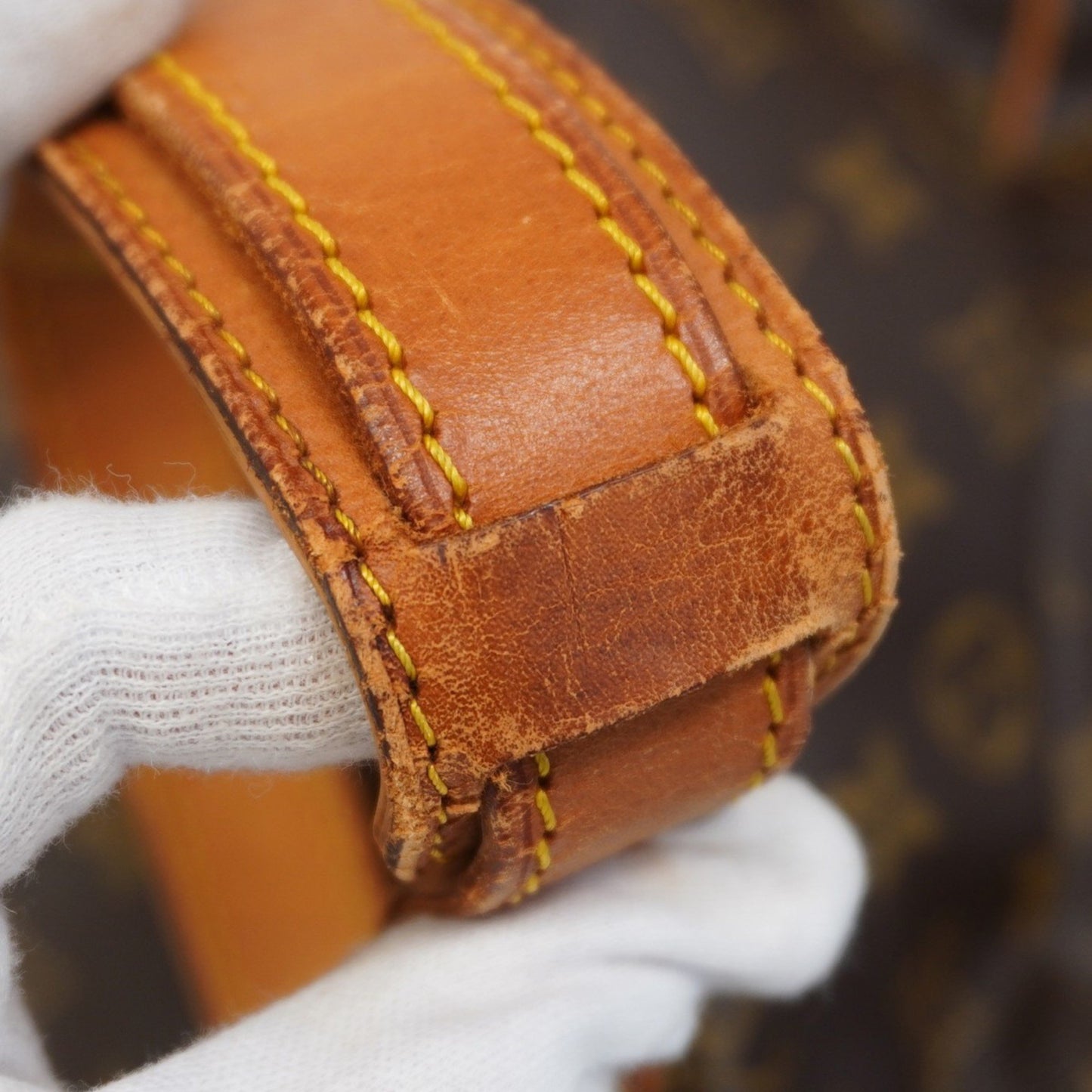 Louis Vuitton Keepall Bandoulière 60