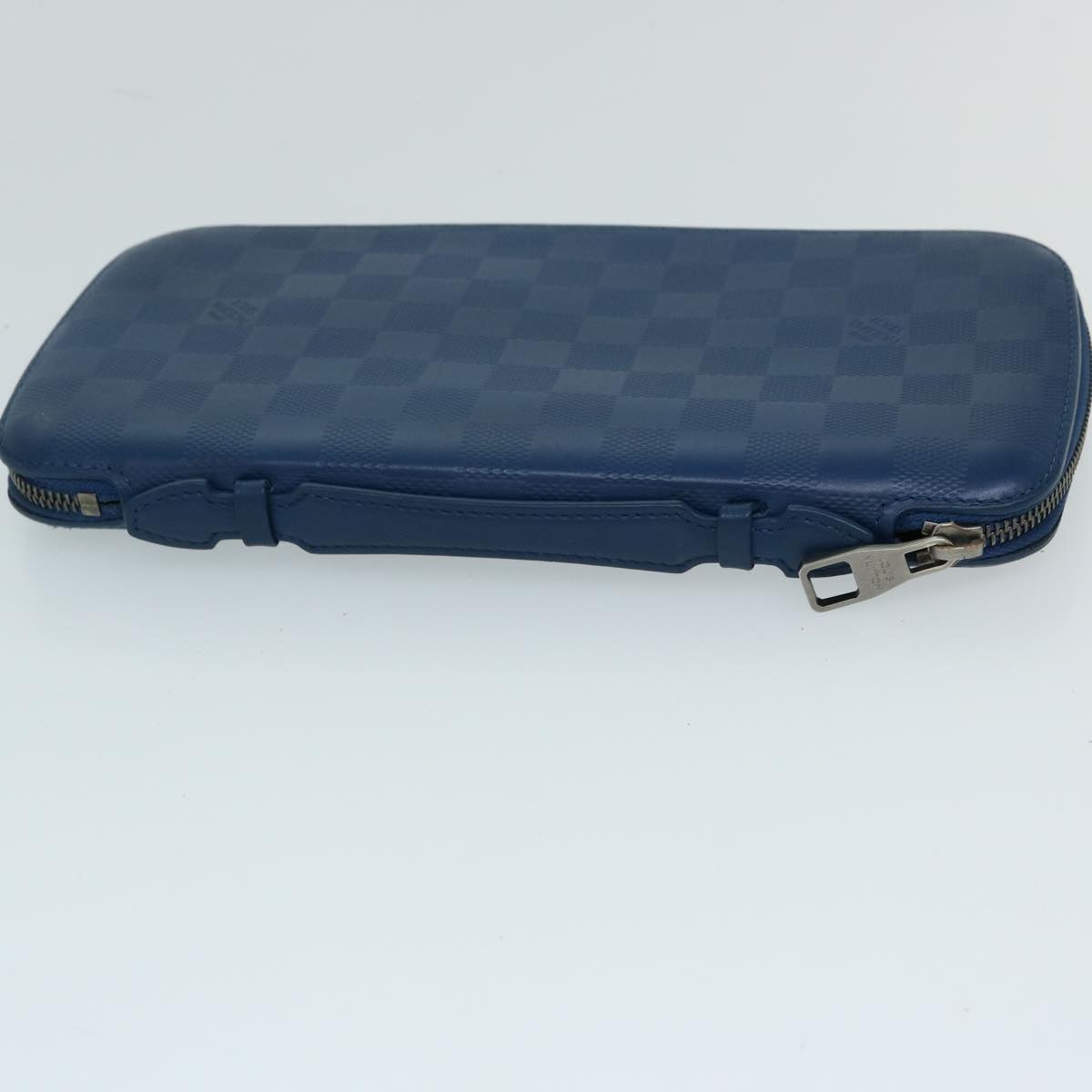 Louis Vuitton Atholl