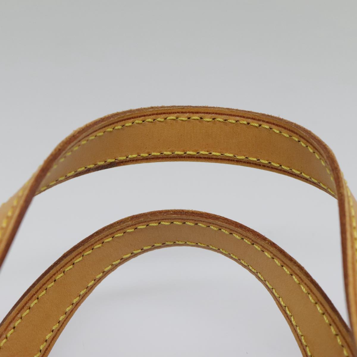 Louis Vuitton Reade
