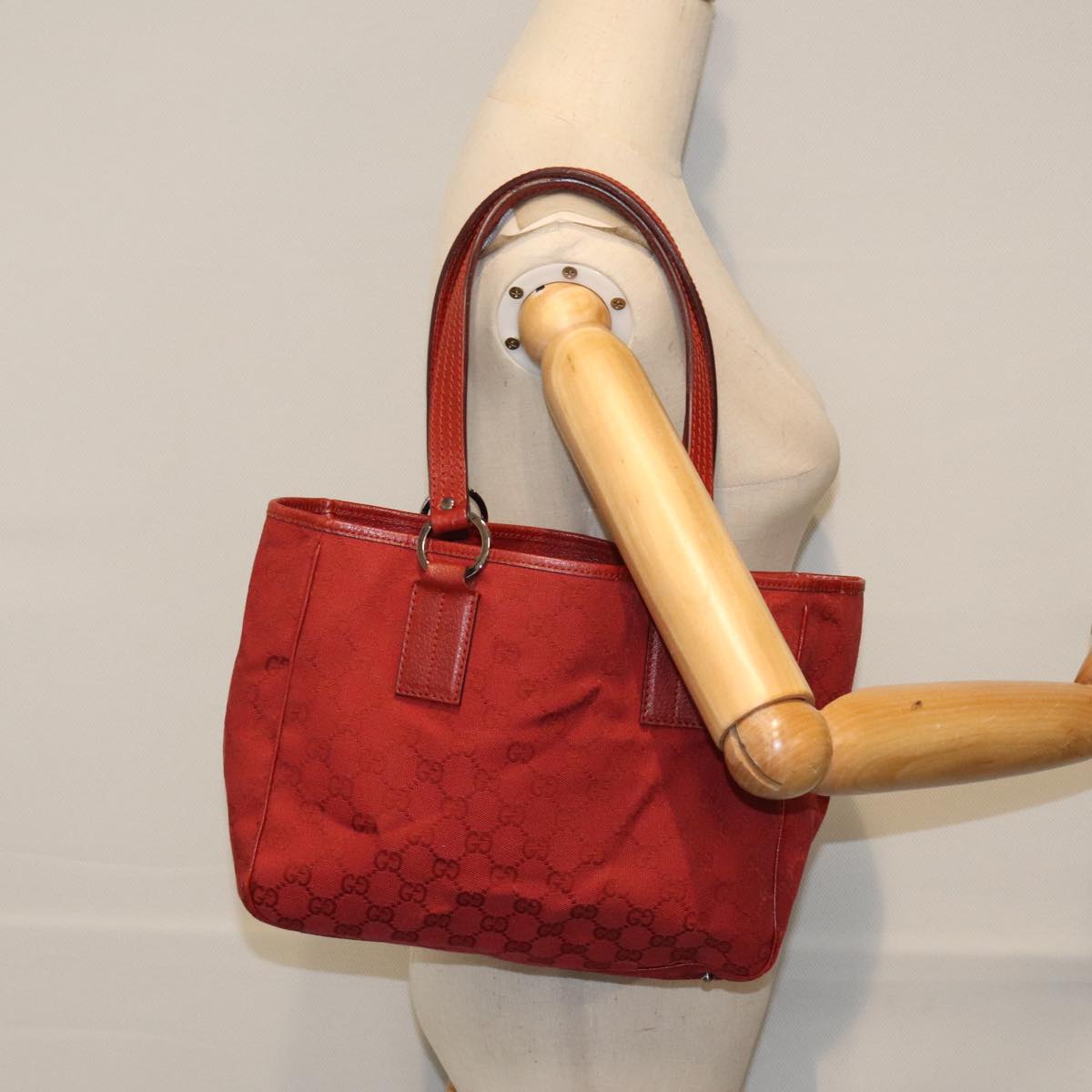 Gucci Mini C